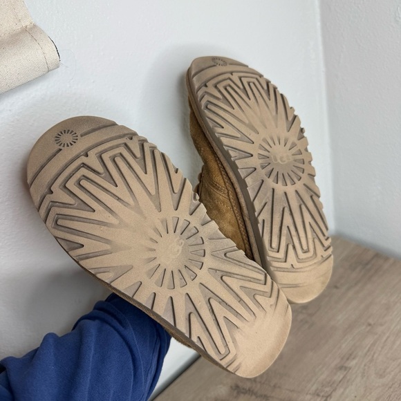 UGG Womens Neumel Boots 1094269 Chestnut Brown - Picture 13 of 13